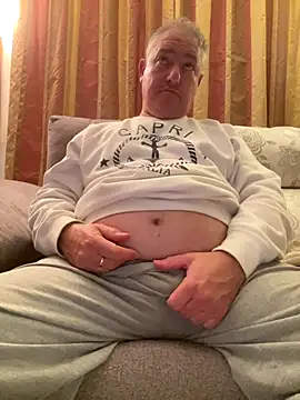 Russirayu online show from December 14, 2025, 10:37 pm