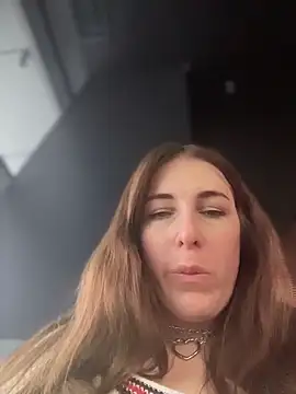 Snapshot of MommmyYummy chatting on February 6, 2026, 1:40 pm MommmyYummy online show from February 6, 2026, 1:40 pm