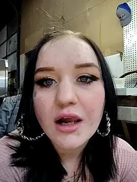Snapshot of XxxonlyinexxX chatting on February 28, 2025, 8:18 pm XxxonlyinexxX online show from February 28, 2025, 8:18 pm