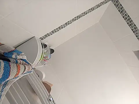 Snapshot of florin421 chatting on March 11, 2026, 10:53 am florin421 online show from March 11, 2026, 10:53 am