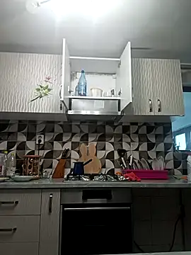 Snapshot of florin421 chatting on March 15, 2026, 9:49 am florin421 online show from March 15, 2026, 9:49 am