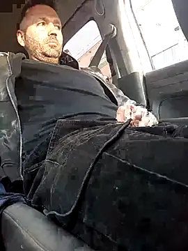 Snapshot of florin421 chatting on April 3, 2026, 5:36 am florin421 online show from April 3, 2026, 5:36 am