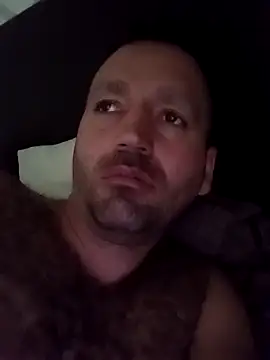 Snapshot of florin421 chatting on March 10, 2026, 3:16 pm florin421 online show from March 10, 2026, 3:16 pm