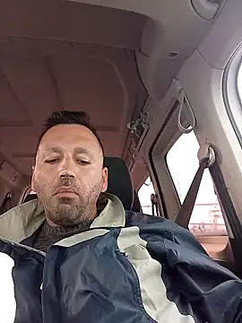 Snapshot of florin421 chatting on March 29, 2026, 6:15 am florin421 online show from March 29, 2026, 6:15 am