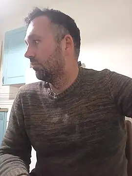 Snapshot of florin421 chatting on March 19, 2026, 6:41 pm florin421 online show from March 19, 2026, 6:41 pm