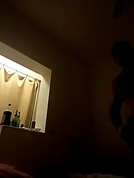 Snapshot of florin421 chatting on April 15, 2026, 3:45 am florin421 online show from April 15, 2026, 3:45 am