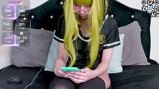 Snapshot of nonawhitemm chatting on October 21, 2025, 11:37 pm nonawhitemm online show from October 21, 2025, 11:37 pm