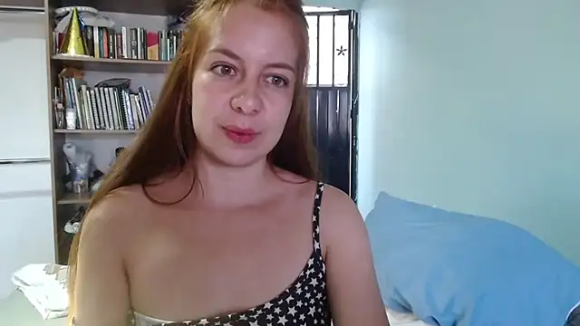 Snapshot of violetapeter_1 chatting on May 1, 2026, 10:15 pm violetapeter 1 online show from May 1, 2026, 10:15 pm