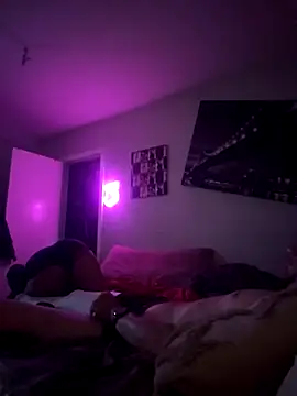 MimiLiciax online show from October 19, 2025, 5:05 pm