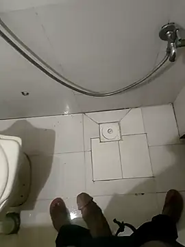 samlord261 online show from October 23, 2025, 8:18 pm