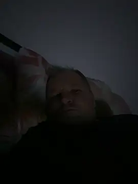 Snapshot of Aronn4 chatting on September 22, 2025, 9:21 pm Aronn4 online show from September 22, 2025, 9:21 pm