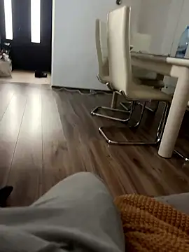 Snapshot of Aronn4 chatting on January 13, 2026, 12:31 pm Aronn4 online show from January 13, 2026, 12:31 pm