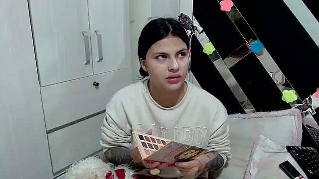 Snapshot of katery_wok11 chatting on November 26, 2025, 6:30 pm katery wok11 online show from November 26, 2025, 6:30 pm