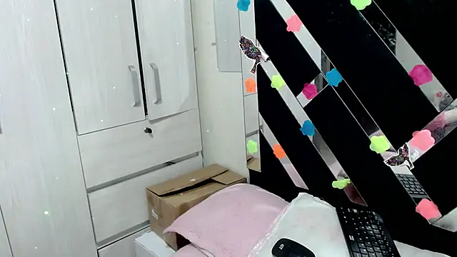 Snapshot of katery_wok11 chatting on September 26, 2025, 3:24 am katery wok11 online show from September 26, 2025, 3:24 am