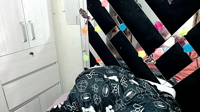 Snapshot of katery_wok11 chatting on December 1, 2025, 7:26 pm katery wok11 online show from December 1, 2025, 7:26 pm