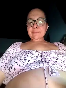 Snapshot of isabella_goddess2023 chatting on April 2, 2026, 1:24 am isabella goddess2023 online show from April 2, 2026, 1:24 am