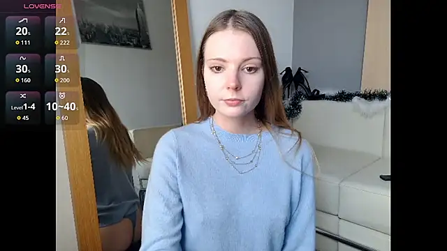 Snapshot of Frosty_Princess chatting on November 26, 2025, 12:27 pm Frosty Princess online show from November 26, 2025, 12:27 pm