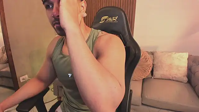 Snapshot of liam_collins21 chatting on February 11, 2026, 11:32 am liam collins21 online show from February 11, 2026, 11:32 am