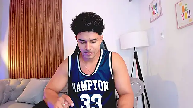 liam collins21 online show from November 1, 2025, 11:59 am