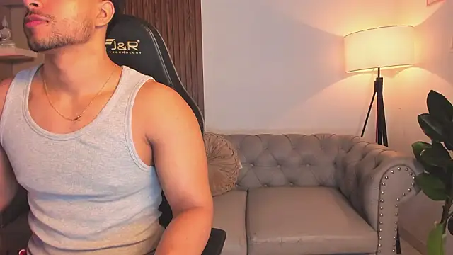 Snapshot of liam_collins21 chatting on February 19, 2026, 12:02 pm liam collins21 online show from February 19, 2026, 12:02 pm