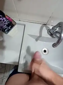 Snapshot of Brutao_ chatting on October 7, 2025, 11:00 am Brutao online show from October 7, 2025, 11:00 am