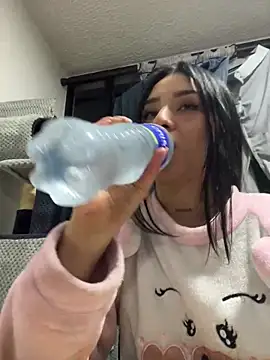 Snapshot of ananya_sex1 chatting on March 23, 2025, 5:10 am ananya sex1 online show from March 23, 2025, 5:10 am