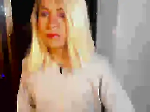 HugeDanex online show from November 17, 2025, 2:59 am