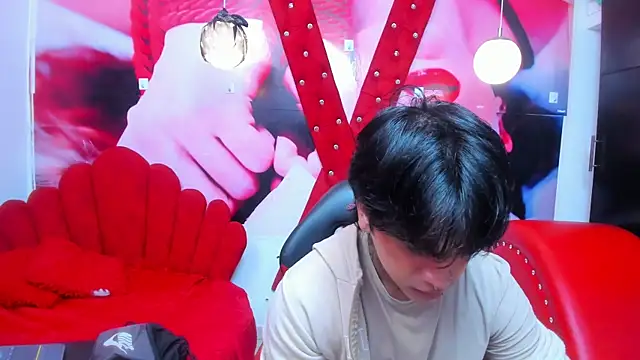 alex 477 online show from November 18, 2025, 11:35 am