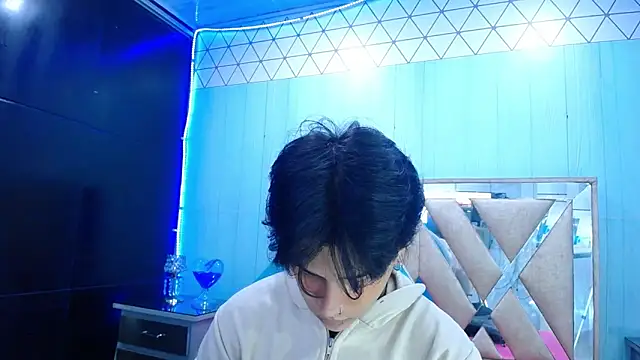 alex 477 online show from November 10, 2025, 11:37 am