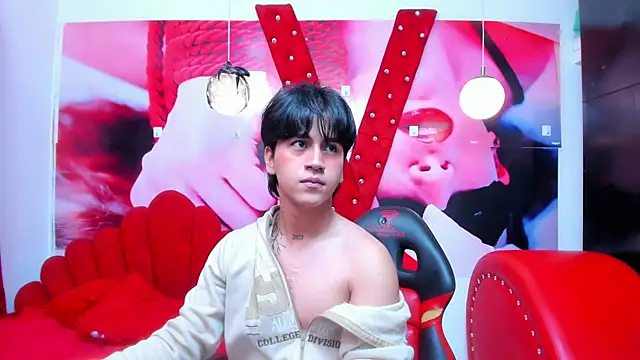 alex 477 online show from November 1, 2025, 11:37 am