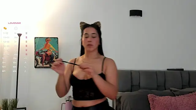 Snapshot of Gigi-bom chatting on November 1, 2025, 1:23 am Gigi-bom online show from November 1, 2025, 1:23 am