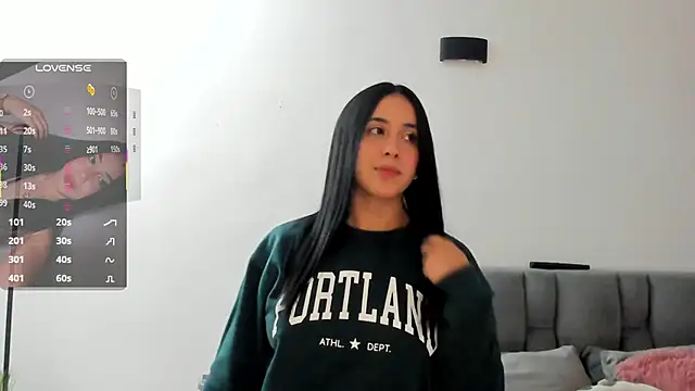 Snapshot of Gigi-bom chatting on November 14, 2025, 12:14 am Gigi-bom online show from November 14, 2025, 12:14 am