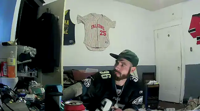 Snapshot of sledge901 chatting on February 9, 2025, 5:54 pm sledge901 online show from February 9, 2025, 5:54 pm