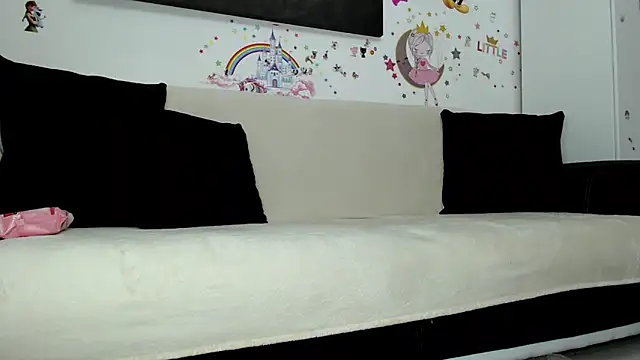 Snapshot of Bigboobs6930 chatting on September 20, 2025, 4:17 am Bigboobs6930 online show from September 20, 2025, 4:17 am