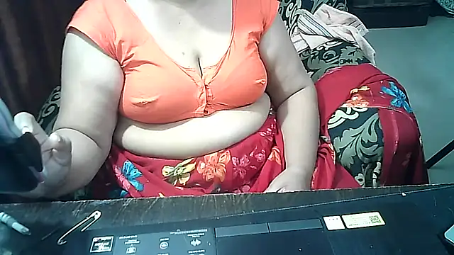 Snapshot of Punambhabisexy chatting on November 12, 2025, 11:41 pm Punambhabisexy online show from November 12, 2025, 11:41 pm