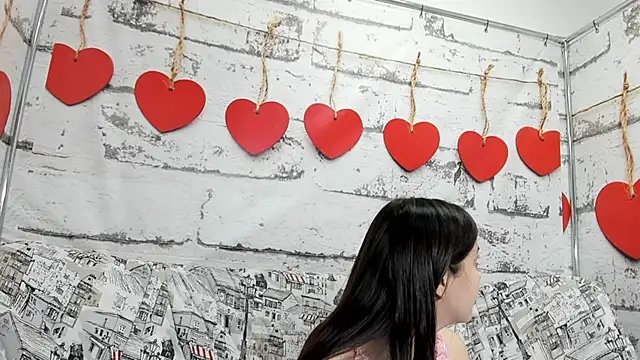 Tiny JuJu online show from September 12, 2025, 3:28 am