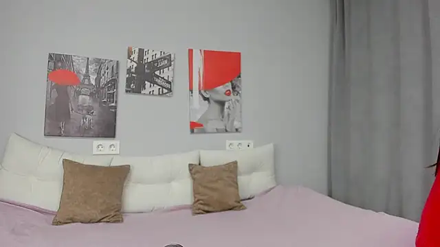 Tiny JuJu online show from November 7, 2025, 2:16 am