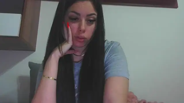 LovelyJulliette online show from April 3, 2026, 5:30 pm