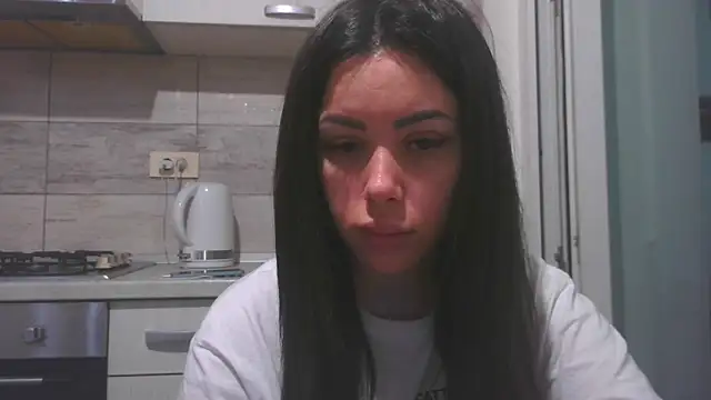 Snapshot of LovelyJulliette chatting on May 9, 2026, 12:30 pm LovelyJulliette online show from May 9, 2026, 12:30 pm