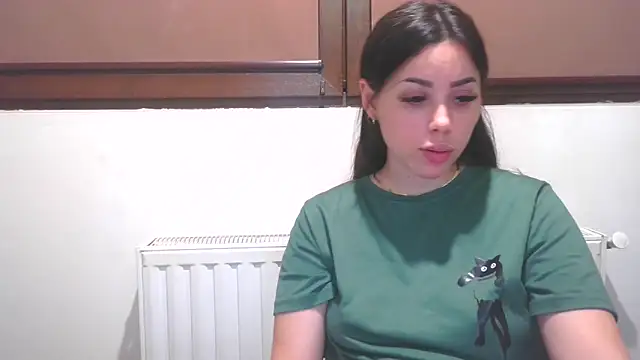 LovelyJulliette online show from March 29, 2026, 8:32 pm