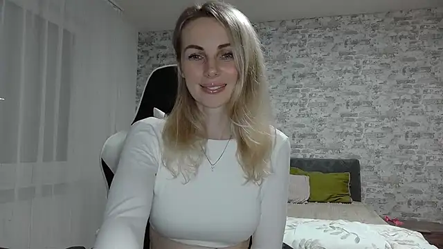 Snapshot of AlissonBia chatting on June 6, 2026, 8:58 pm AlissonBia online show from June 6, 2026, 8:58 pm