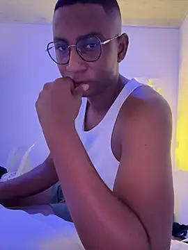 Snapshot of Arwens_bell08 chatting on January 12, 2025, 8:47 pm Arwens bell08 online show from January 12, 2025, 8:47 pm