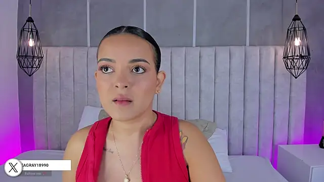 Snapshot of lea_gray chatting on December 2, 2025, 6:31 pm lea gray online show from December 2, 2025, 6:31 pm