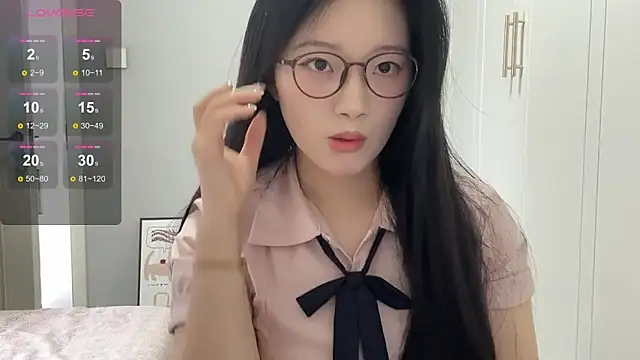 Snapshot of rose-u chatting on September 26, 2025, 2:29 am rose-u online show from September 26, 2025, 2:29 am