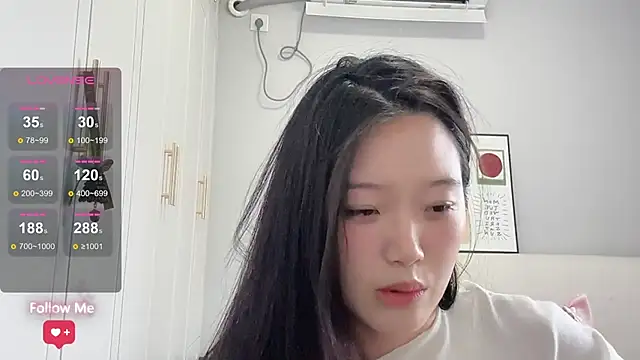Snapshot of rose-u chatting on June 22, 2026, 1:22 am rose-u online show from June 22, 2026, 1:22 am