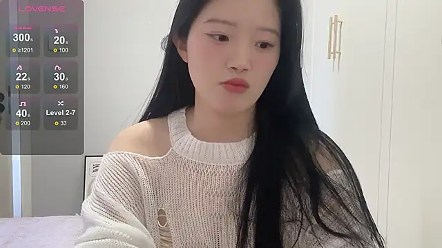 Snapshot of rose-u chatting on November 18, 2025, 2:05 am rose-u online show from November 18, 2025, 2:05 am