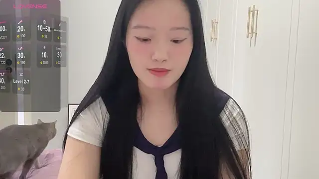 Snapshot of rose-u chatting on October 24, 2025, 1:26 am rose-u online show from October 24, 2025, 1:26 am