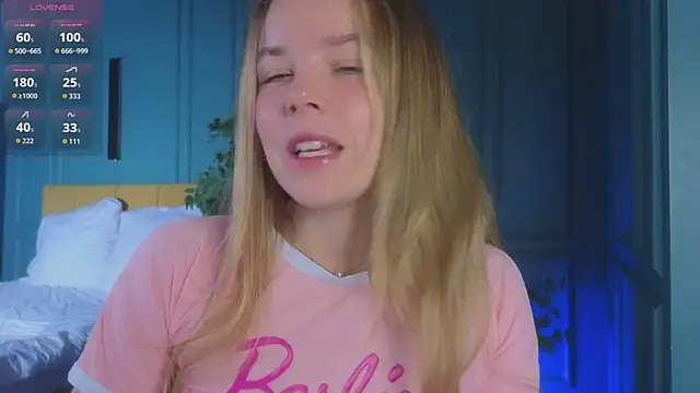 Snapshot of milly_shy chatting on December 17, 2025, 6:51 am milly shy online show from December 17, 2025, 6:51 am