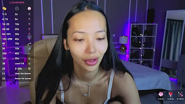  MIURA  online show from March 4, 2026, 1:02 am