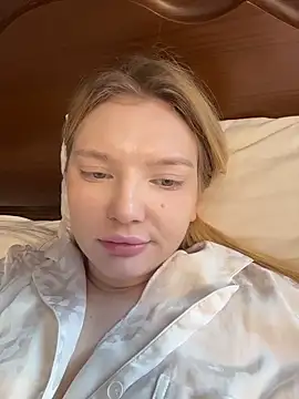 AmmyHot online show from February 3, 2026, 6:40 am